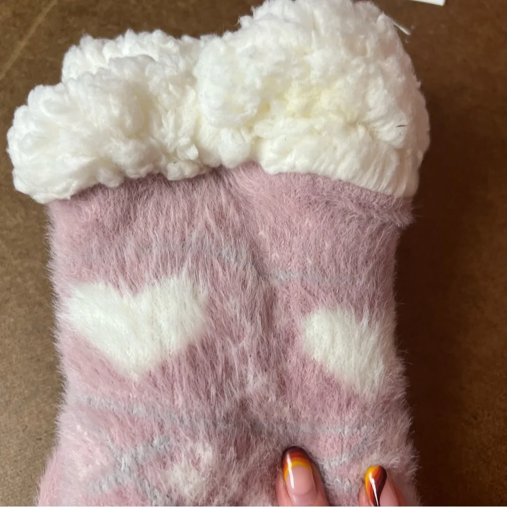 Muk Luks Pink and White Slipper Socks, OS NWOT